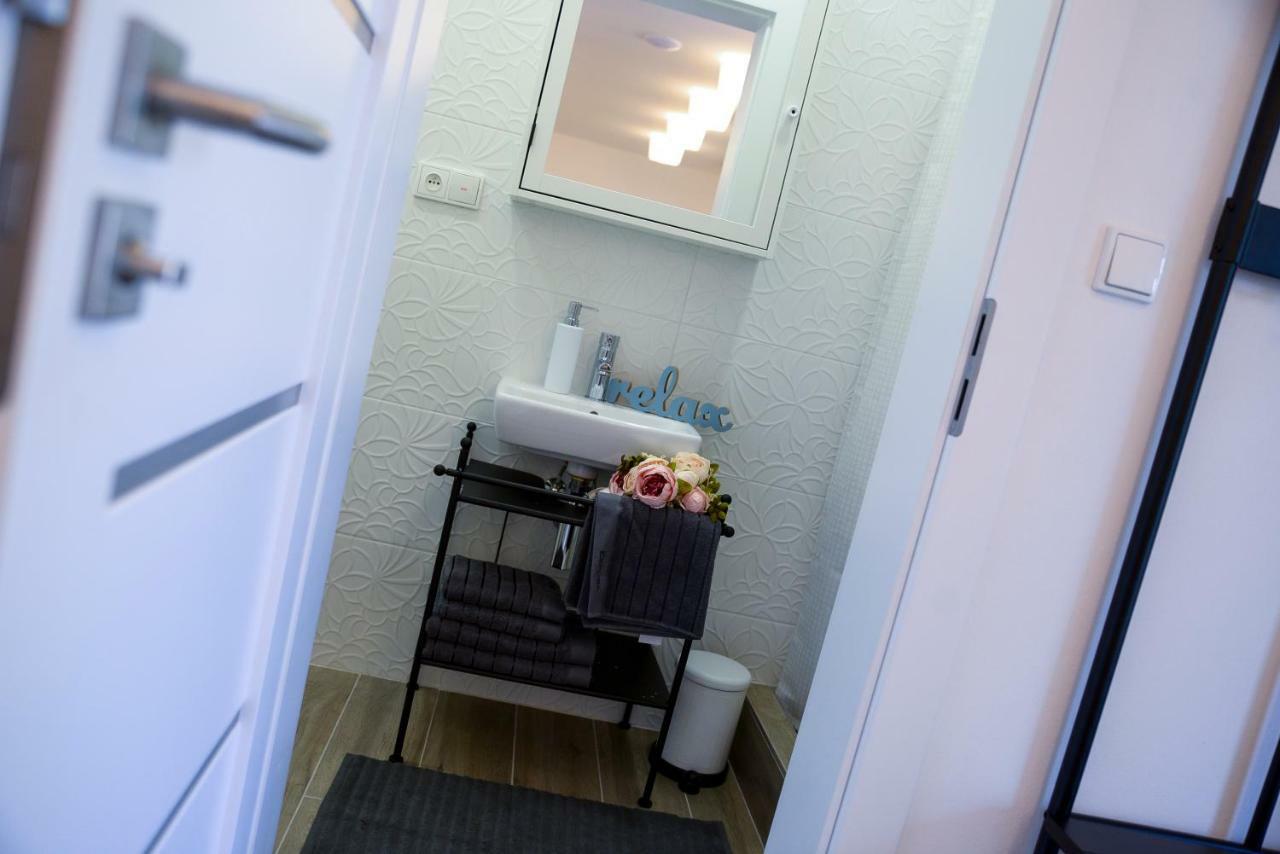 Apartmany Benesov Benesov nad Ploucnici Exteriör bild
