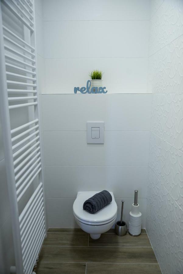 Apartmany Benesov Benesov nad Ploucnici Exteriör bild